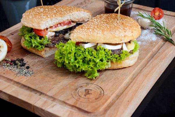 Moo Moo Steak and Burger Club